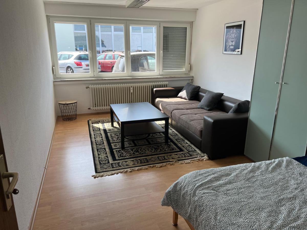Ferienwohnung Monteurzimmer Karlsruhe Buitenkant foto