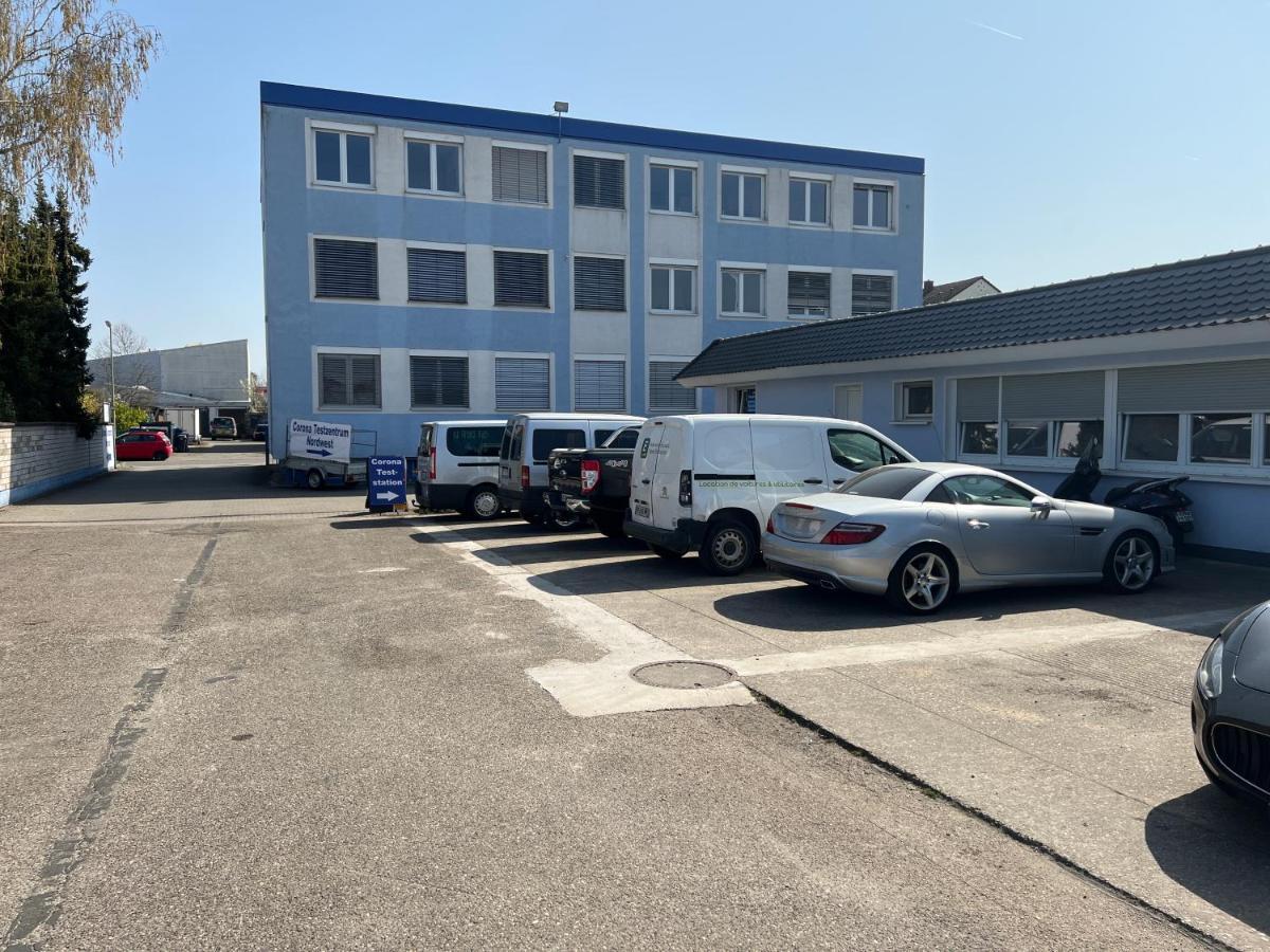 Ferienwohnung Monteurzimmer Karlsruhe Buitenkant foto
