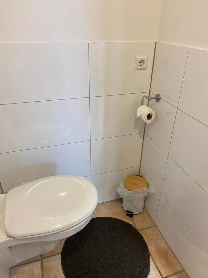 Ferienwohnung Monteurzimmer Karlsruhe Buitenkant foto